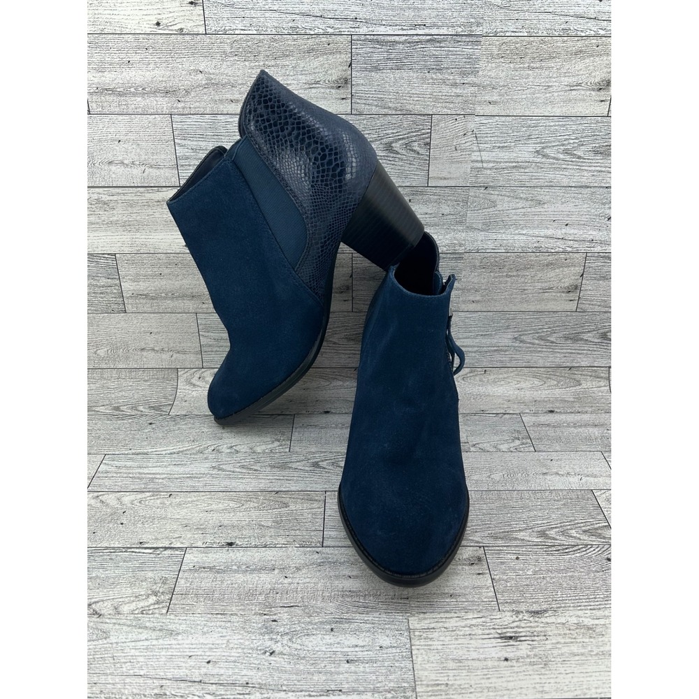 Vionic 322ANNETVW4837 Blue Suede Snakeskin Accent Ankle Booties Wide 8.5
